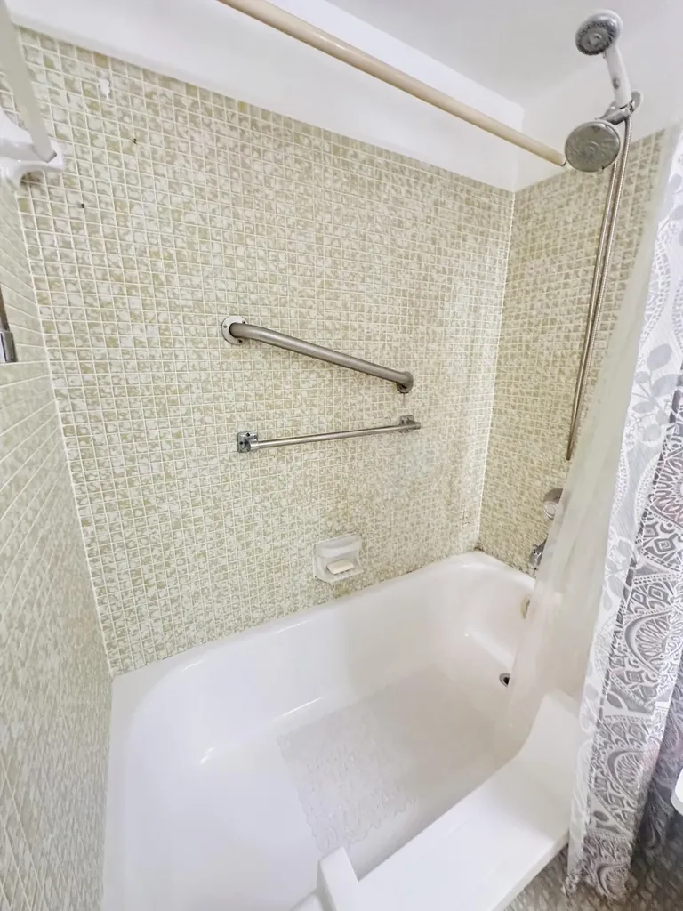 3012 Harwood C Deerfield Beach FL 33442