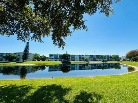 3012 Harwood C Deerfield Beach FL 33442