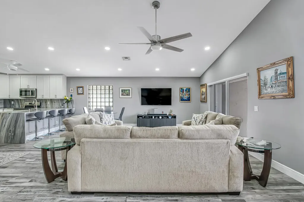 8075 Duomo Circle Boynton Beach FL 33472