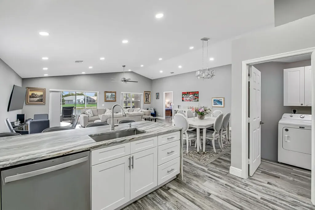 8075 Duomo Circle Boynton Beach FL 33472