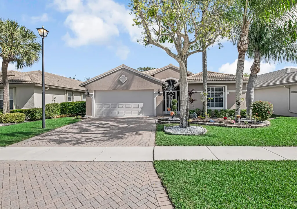 8075 Duomo Circle Boynton Beach FL 33472