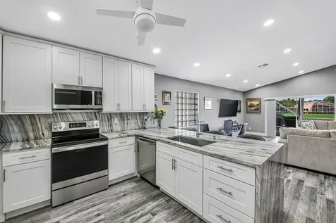 8075 Duomo Circle Boynton Beach FL 33472