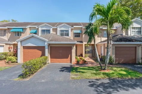 7107 Woodmont Way Tamarac FL 33321