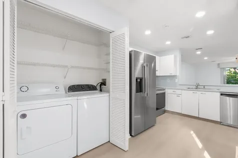 7107 Woodmont Way Tamarac FL 33321