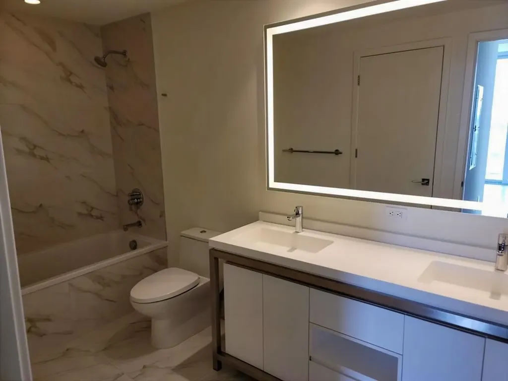 2000 Metropica Way Sunrise FL 33323