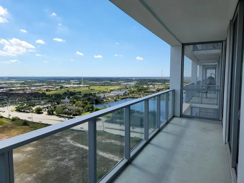 2000 Metropica Way Sunrise FL 33323