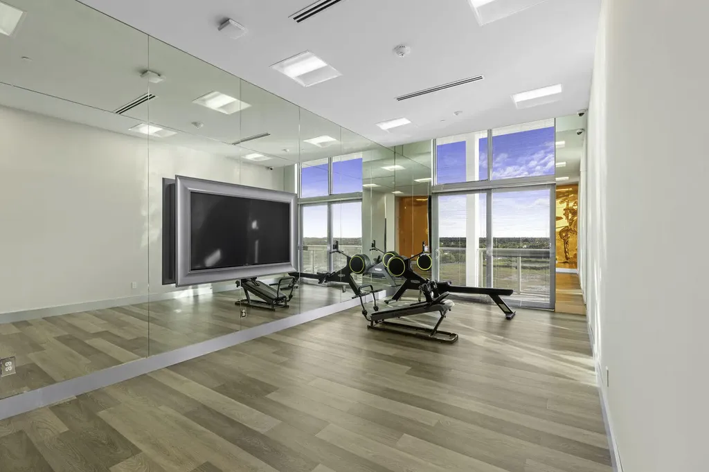 2000 Metropica Way Sunrise FL 33323