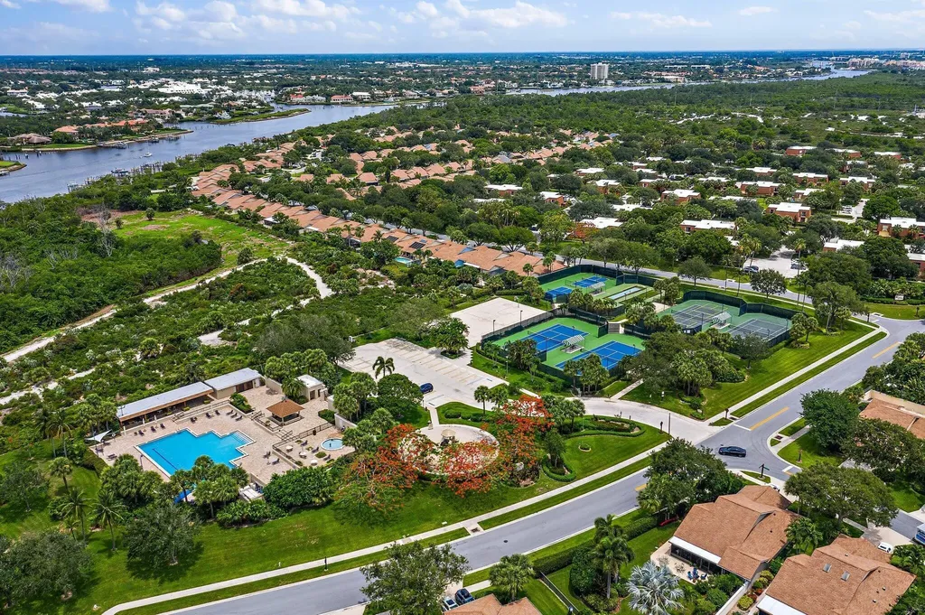 3052 30th Court Jupiter FL 33477
