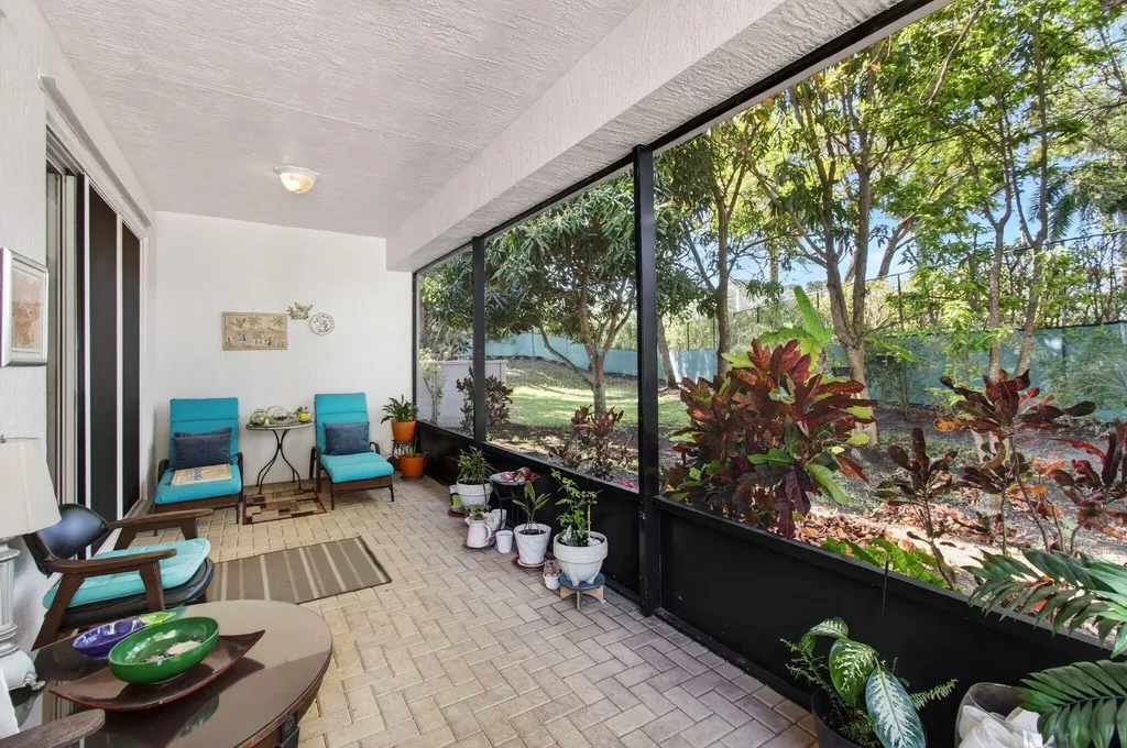 9692 Sandpiper Lane West Palm Beach FL 33411