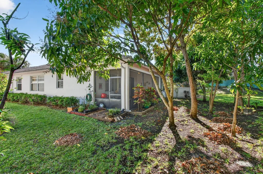 9692 Sandpiper Lane West Palm Beach FL 33411