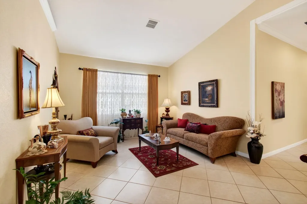 9692 Sandpiper Lane West Palm Beach FL 33411