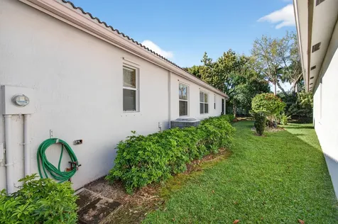 9692 Sandpiper Lane West Palm Beach FL 33411