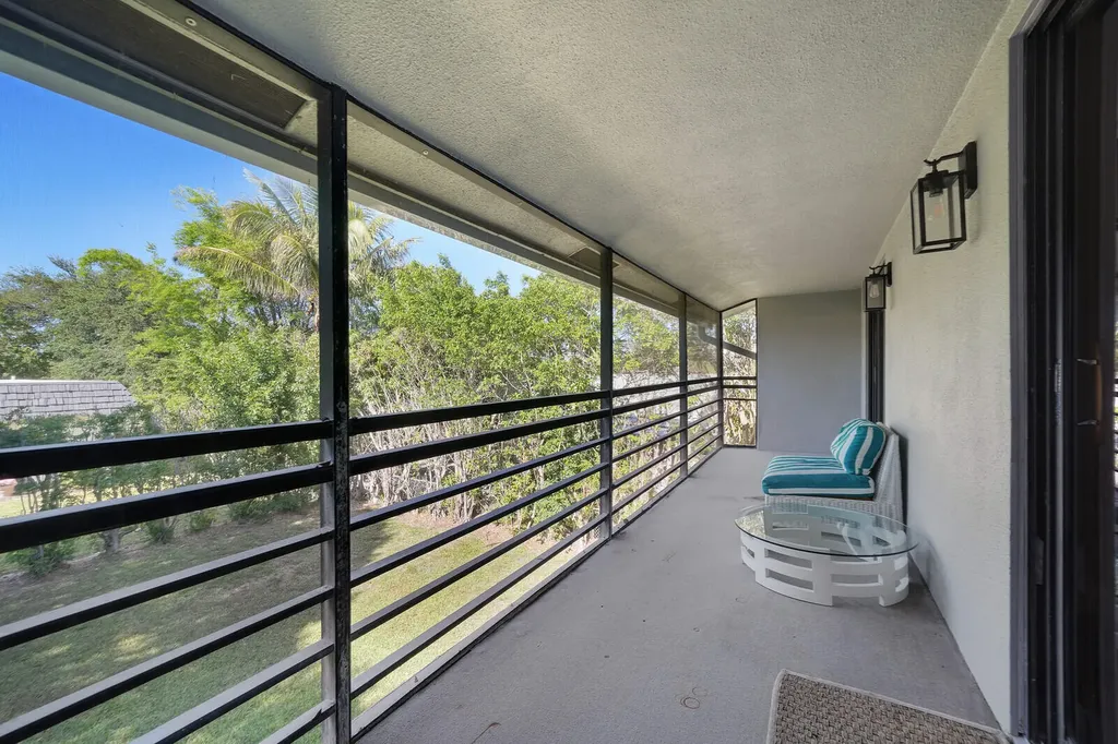 683 Dover Street Boca Raton FL 33487