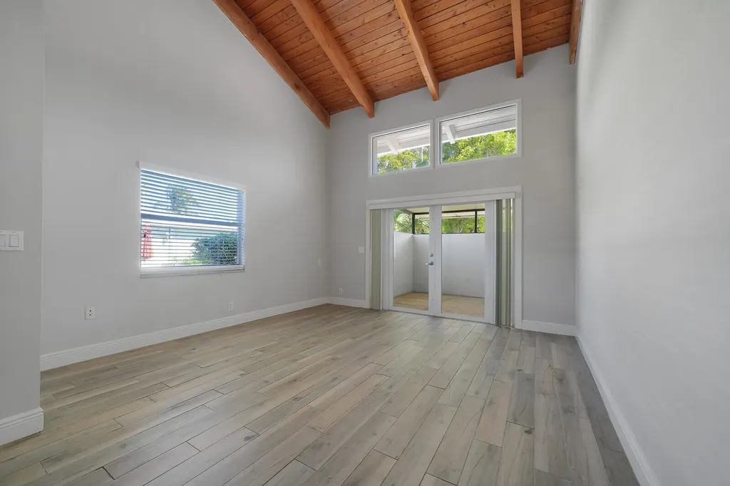 683 Dover Street Boca Raton FL 33487