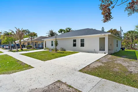 3003 SE Fairmont Street Stuart FL 34997