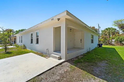 3003 SE Fairmont Street Stuart FL 34997