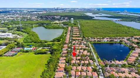 1140 Linden Street Hollywood FL 33019
