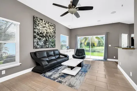 8122 Palm Gate Drive Boynton Beach FL 33436