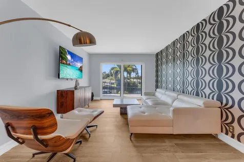 3004 NE 5th Terrace Wilton Manors FL 33334