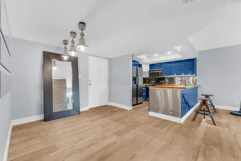 3004 NE 5th Terrace Wilton Manors FL 33334