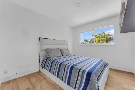 3004 NE 5th Terrace Wilton Manors FL 33334