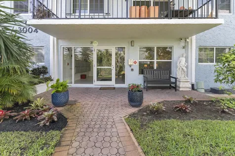 3004 NE 5th Terrace Wilton Manors FL 33334