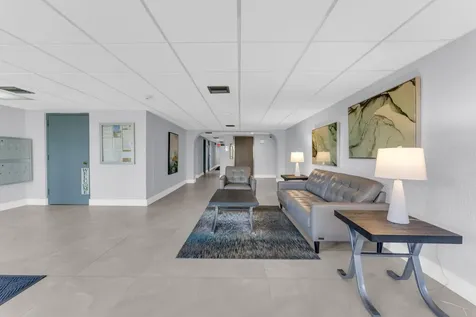 3004 NE 5th Terrace Wilton Manors FL 33334