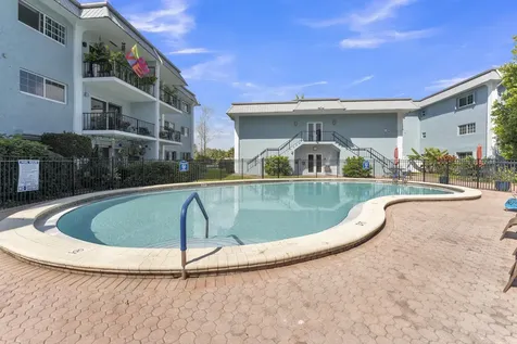 3004 NE 5th Terrace Wilton Manors FL 33334