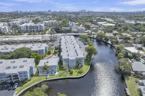 3004 NE 5th Terrace Wilton Manors FL 33334