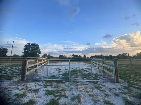 14769 NW 244th Street Okeechobee FL 34972