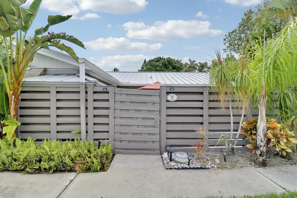 1801 S Us Highway 1 Jupiter FL 33477