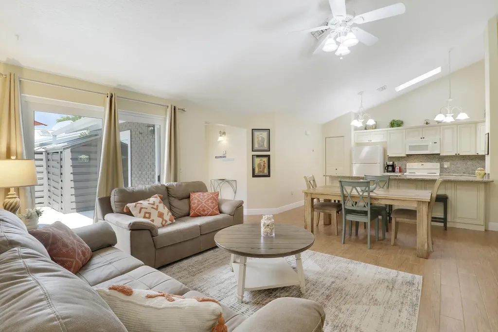 1801 S Us Highway 1 Jupiter FL 33477