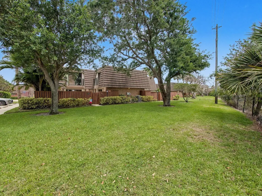 1940 19th Court Jupiter FL 33477