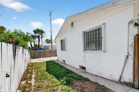 1004 N A Street Lake Worth Beach FL 33460