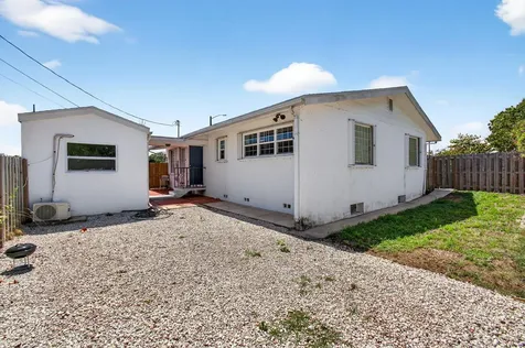1004 N A Street Lake Worth Beach FL 33460