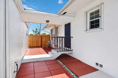 1004 N A Street Lake Worth Beach FL 33460