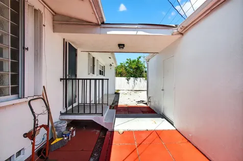 1004 N A Street Lake Worth Beach FL 33460