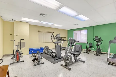 2747 E Dudley Drive Drive E West Palm Beach FL 33415