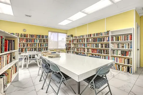 2747 E Dudley Drive Drive E West Palm Beach FL 33415