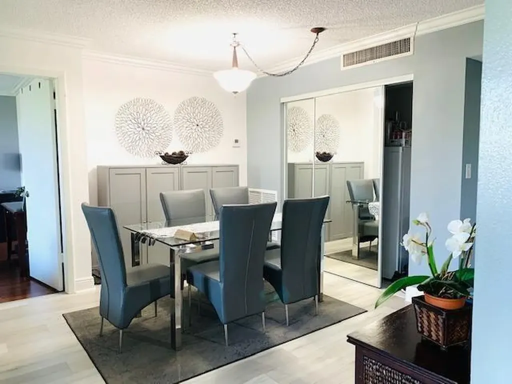 737 SE 1st Way Deerfield Beach FL 33441