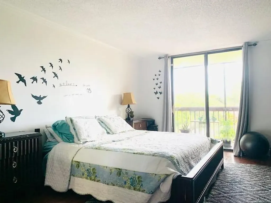 737 SE 1st Way Deerfield Beach FL 33441