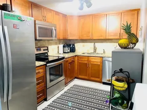 737 SE 1st Way Deerfield Beach FL 33441