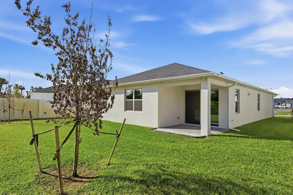 8558 Dahlia Circle Port St Lucie FL 34986