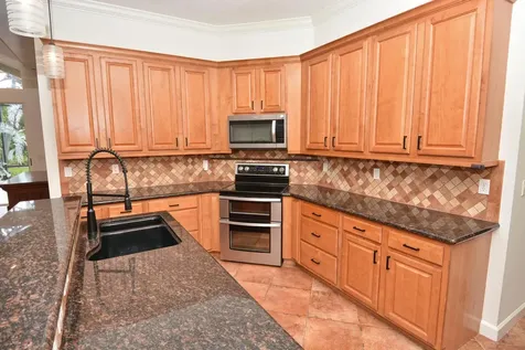 9005 Pumpkin Ridge Port St Lucie FL 34986