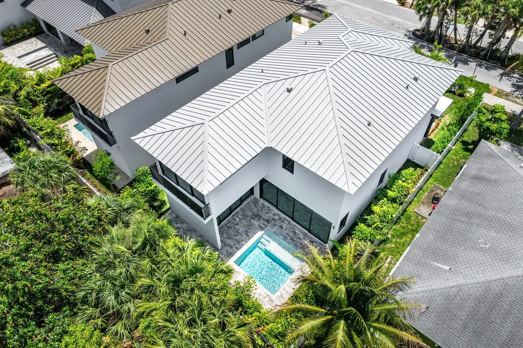 207 SE 5th Street Delray Beach FL 33483
