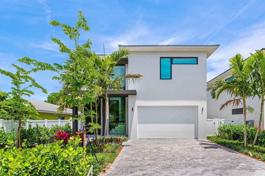 207 SE 5th Street Delray Beach FL 33483