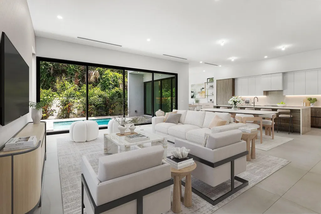 207 SE 5th Street Delray Beach FL 33483