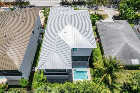 207 SE 5th Street Delray Beach FL 33483