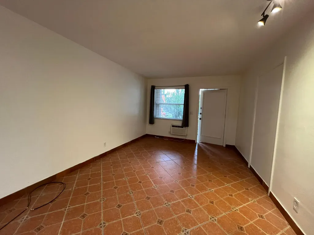 311 Inlet Way Palm Beach Shores FL 33404