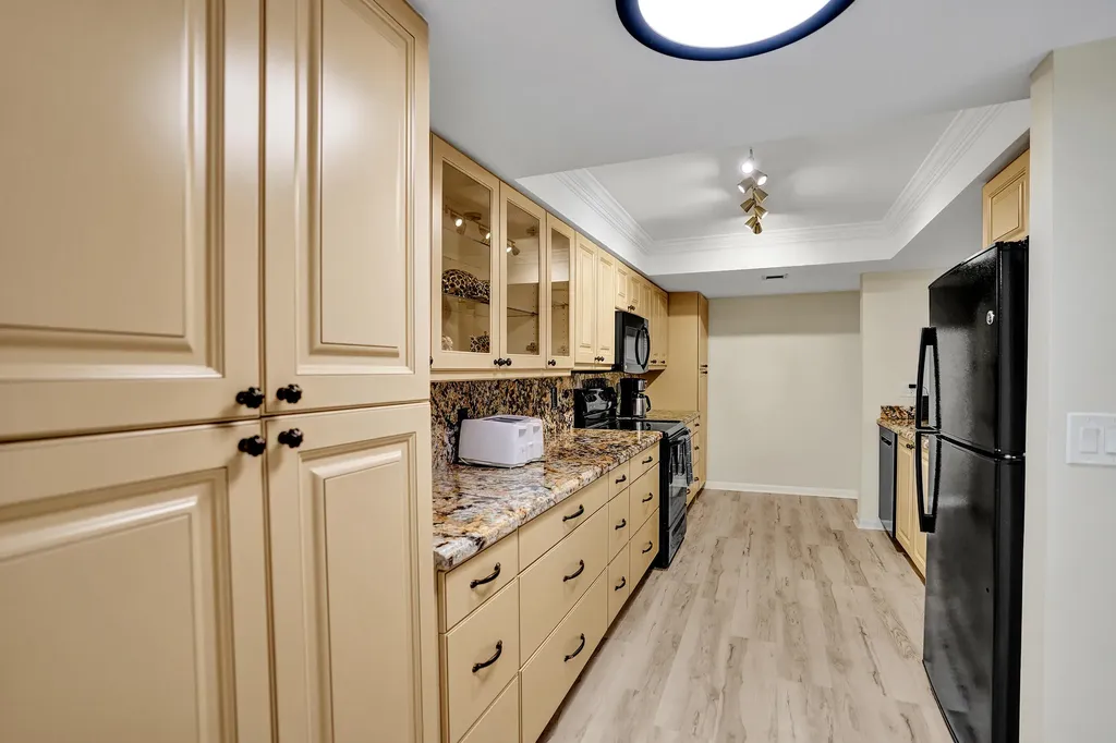 2455 Lindell Boulevard Delray Beach FL 33444